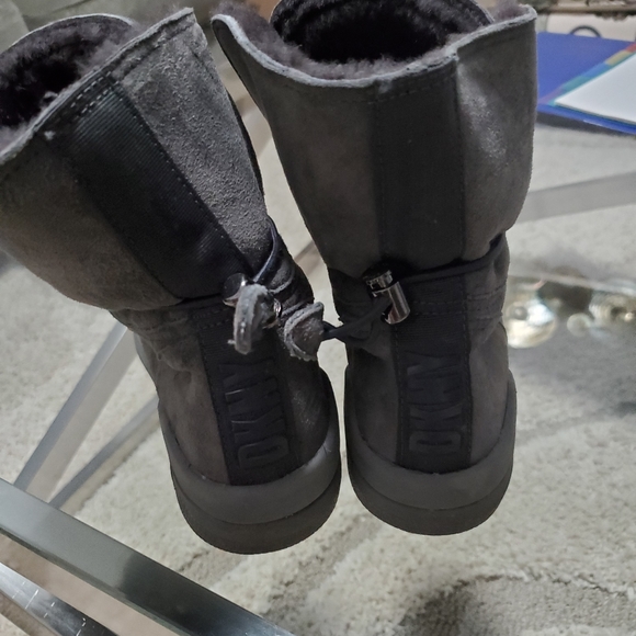 Women's winter boots - Picture 3 of 3